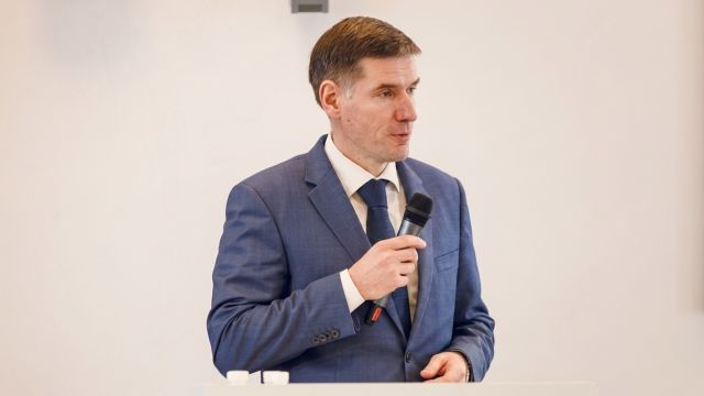 Геннадій Вовк: «Через аптеки на АЗС можуть продаватися фальсифіковані препарати, адже АЗС не входять в систему контролю»