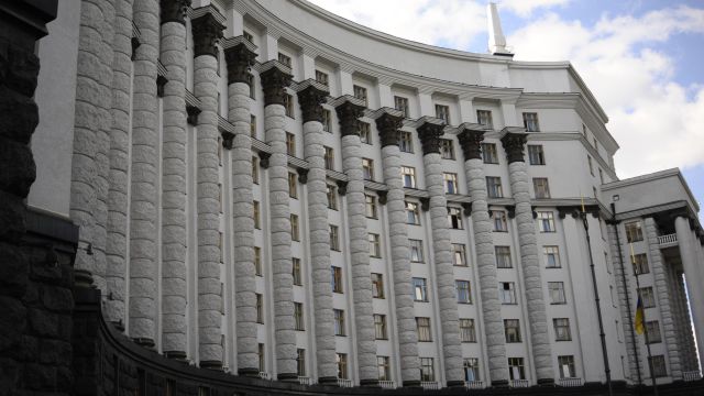 Кабінет Міністрів України звільнив Володимира Короленка з посади заступника Голови Укрфармагентства
